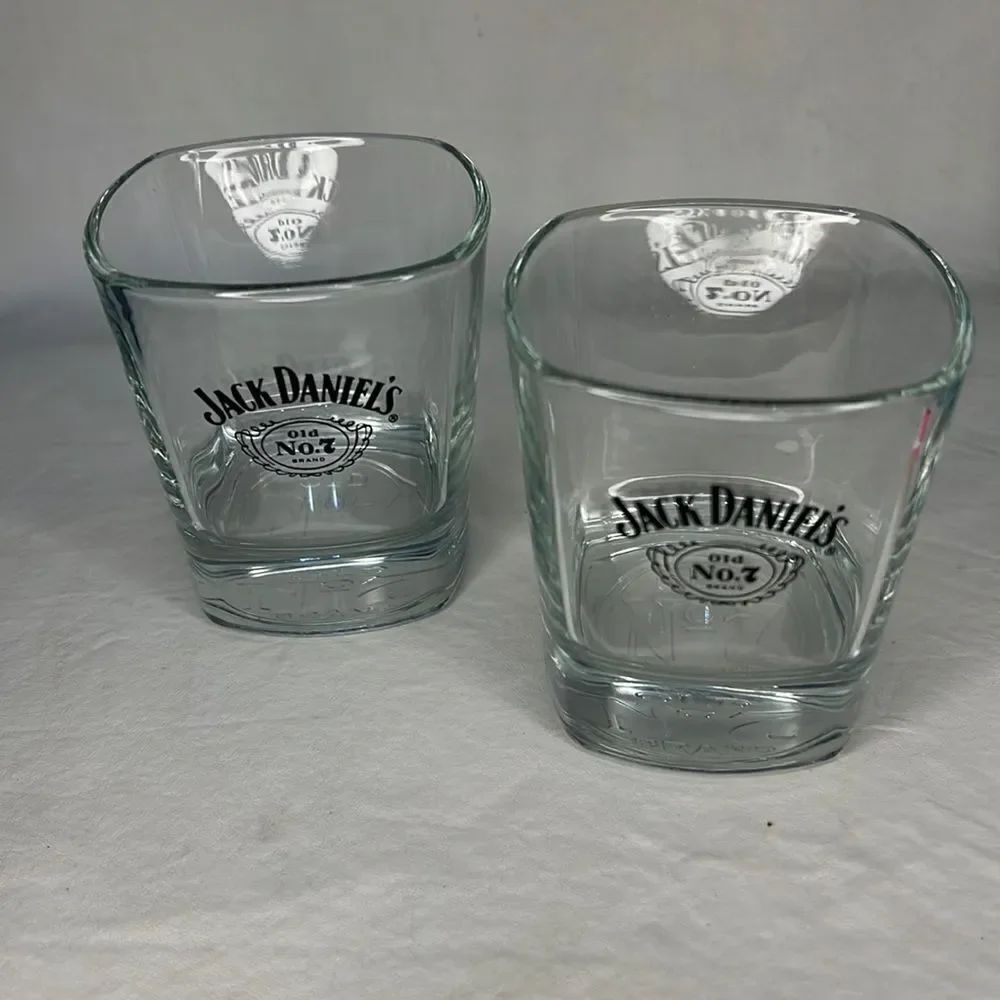 Jack Daniel’s Old # 7 Brand Rocks Glass Stamp Bottom 8 Oz 3 1/2 In Tall 3 In Top